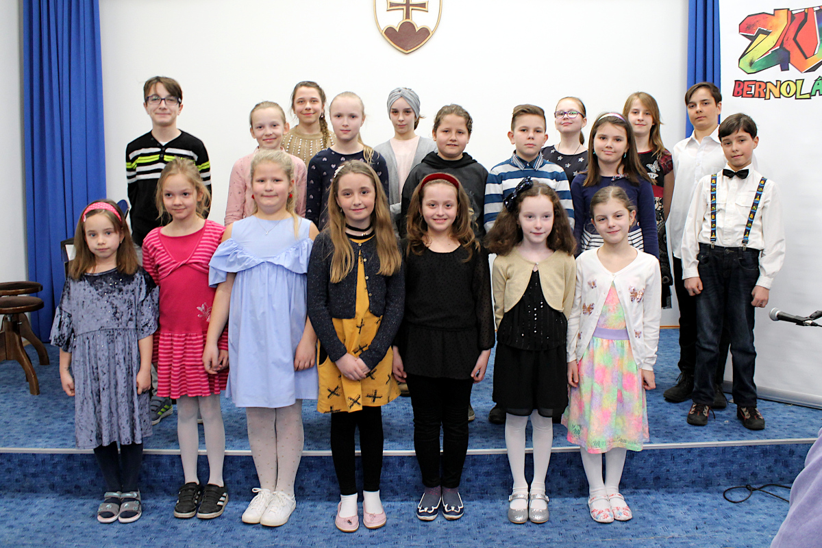 interny februar 2020