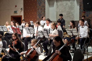 01 Galakoncert vitazov LHF ZUS P Kadosu Levice 2025 11 29 foto ZUS PK