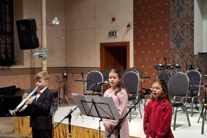 04 Galakoncert vitazov LHF ZUS P Kadosu Levice 2025 11 29 foto ZUS PK