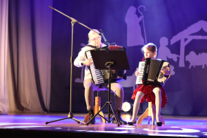 06 Vianocne VK 2025 12 11 MS Kastiel MS Kondrotova foto Peter Trnka