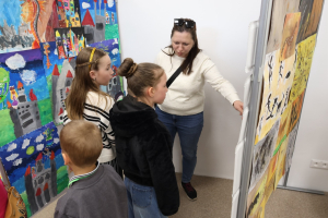 08 Zaverecna vystava VO vernisaz 2025 05 17 foto Peter Trnka