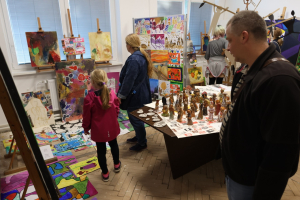 12 Zaverecna vystava VO vernisaz 2025 05 17 foto Peter Trnka