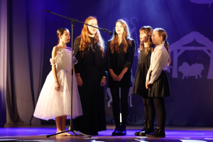 26 Vianocne VK 2025 12 11 MS Kastiel MS Kondrotova foto Peter Trnka